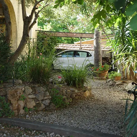 Avec Piscine Prive ,plages A 7 Min ,5km Villa *