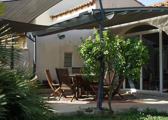Avec Piscine Prive ,plages A 7 Min ,5km Frontignan