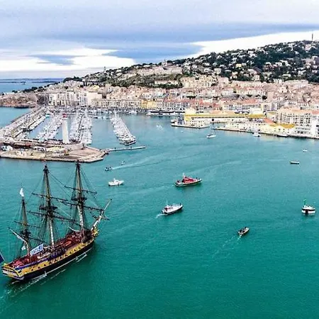 Avec Piscine Prive ,plages A 7 Min ,5km Villa *